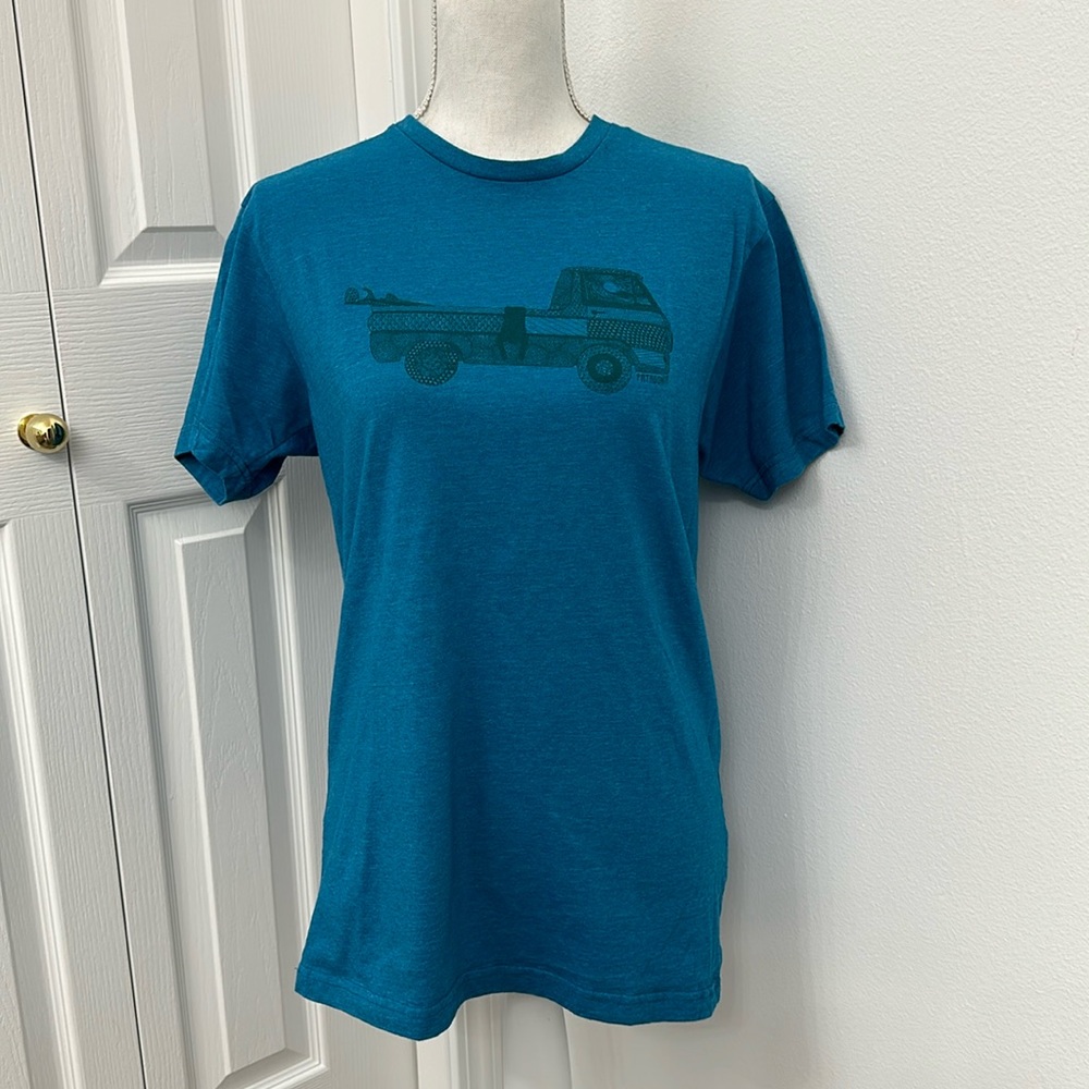 Men’s medium Patagonia Tshirt Great condition